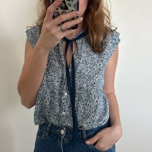 Floral Blue Sleeveless Top by Hampton Republic size S Novelty print